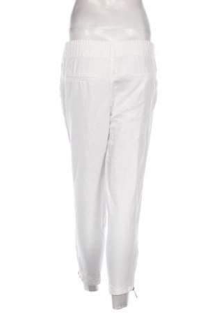 Damenhose Stradivarius, Größe M, Farbe Weiß, Preis 14,83 €