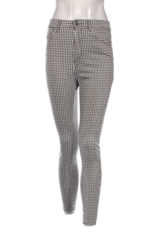 Damenhose Stradivarius, Größe M, Farbe Mehrfarbig, Preis 15,00 €