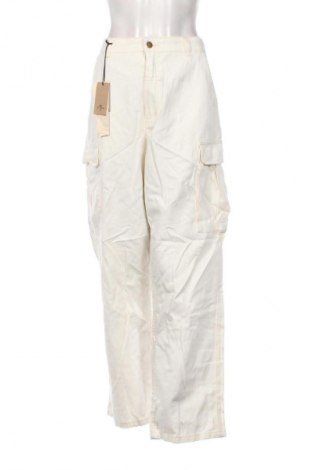 Damenhose Thrills, Größe L, Farbe Ecru, Preis 96,99 €