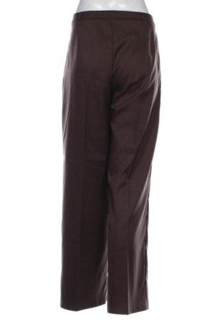 Pantaloni de femei Trendyol, Mărime M, Culoare Maro, Preț 125,92 Lei