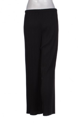 Damenhose Uniqlo, Größe S, Farbe Schwarz, Preis 21,00 €