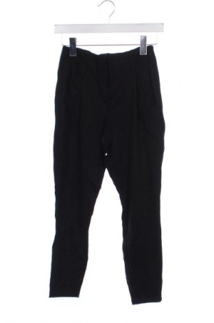 Pantaloni de femei Vero Moda, Mărime XS, Culoare Negru, Preț 93,99 Lei