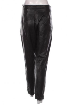 Pantaloni de femei Zara, Mărime M, Culoare Negru, Preț 71,00 Lei
