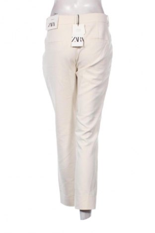 Damenhose Zara, Größe M, Farbe Weiß, Preis 31,71 €