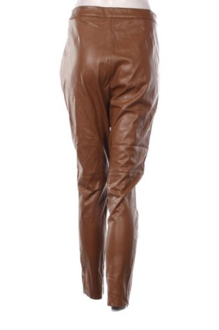 Дамски панталон Zara, Размер XL, Цвят Кафяв, Цена 27,99 лв.