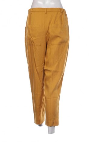 Pantaloni de femei Zara, Mărime M, Culoare Portocaliu, Preț 71,10 Lei