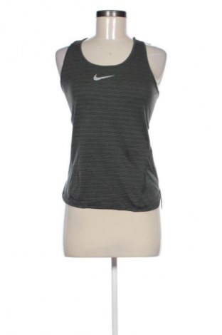 Női sport top Nike, Méret S, Szín Sokszínű, Ár 9 219 Ft