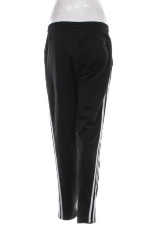 Pantaloni trening de femei Adidas, Mărime M, Culoare Negru, Preț 141,99 Lei