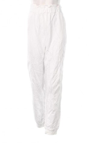 Damen Sporthose Boohoo, Größe XL, Farbe Weiß, Preis 31,99 €