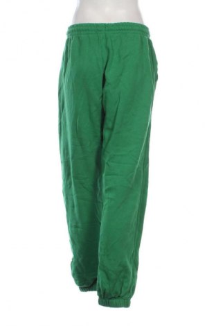 Pantaloni trening de femei Cotton On, Mărime M, Culoare Verde, Preț 158,99 Lei