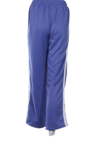 Pantaloni trening de femei Unbranded, Mărime L, Culoare Mov, Preț 76,00 Lei