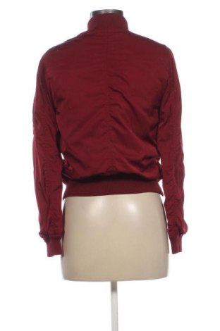 Dámská bunda  Bershka, Velikost S, Barva Červená, Cena  779,00 Kč
