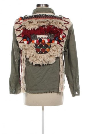 Geacă de femei Bershka, Mărime M, Culoare Verde, Preț 165,99 Lei