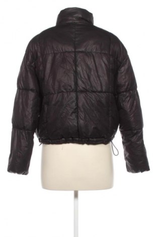 Geacă de femei Bershka, Mărime S, Culoare Negru, Preț 165,99 Lei