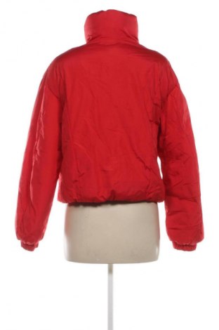 Дамско яке Bershka, Размер S, Цвят Червен, Цена 52,99 лв.