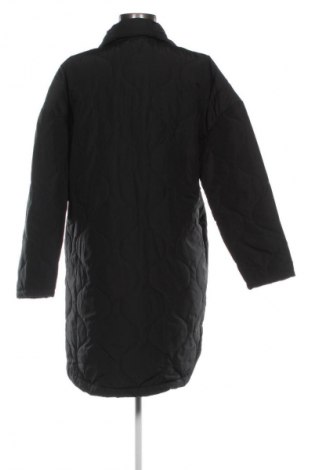 Dámska bunda  NEW COLLECTION, Veľkosť M, Farba Čierna, Cena  39,95 €