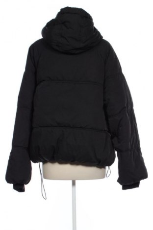 Γυναικείο μπουφάν Pull&Bear, Μέγεθος L, Χρώμα Μαύρο, Τιμή 29,99 €
