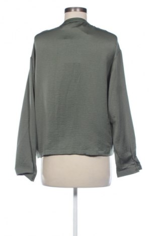 Γυναικείο μπουφάν Vero Moda, Μέγεθος M, Χρώμα Πράσινο, Τιμή 48,00 €
