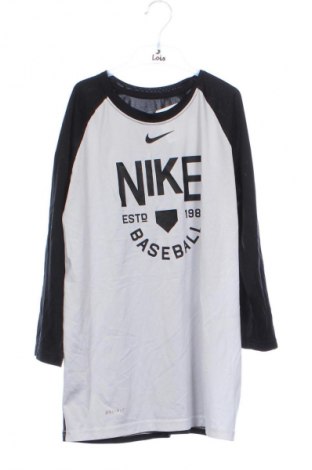 Παιδική μπλούζα Nike, Μέγεθος 14-15y/ 168-170 εκ., Χρώμα Πολύχρωμο, Τιμή 15,99 €