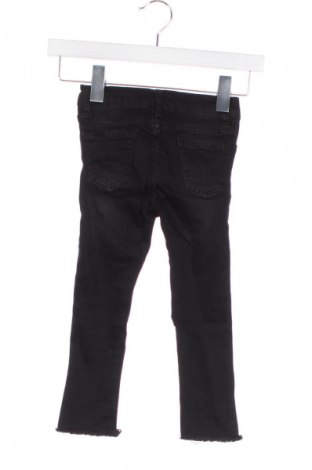Dziecięce jeansy Unbranded, Rozmiar 4-5y/ 110-116 cm, Kolor Czarny, Cena 52,99 zł