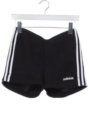 Παιδικό κοντό παντελόνι Adidas, Μέγεθος 14-15y/ 168-170 εκ., Χρώμα Μαύρο, Τιμή 10,99 €