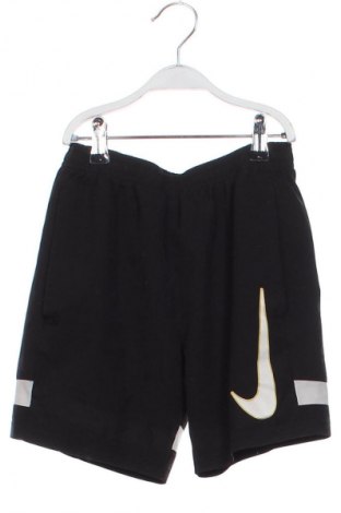 Παιδικό κοντό παντελόνι Nike, Μέγεθος 7-8y/ 128-134 εκ., Χρώμα Μαύρο, Τιμή 13,81 €