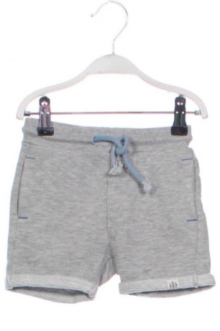 Kinder Shorts Reserved, Größe 9-12m/ 74-80 cm, Farbe Grau, Preis € 7,19