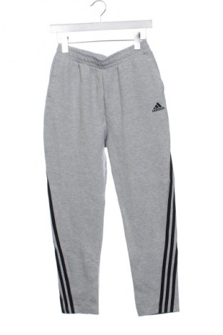 Παιδική κάτω φόρμα Adidas, Μέγεθος 12-13y/ 158-164 εκ., Χρώμα Γκρί, Τιμή 11,99 €