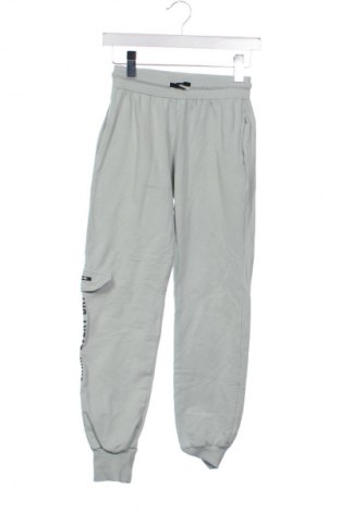 Kinder Sporthose Evita, Größe 14-15y/ 168-170 cm, Farbe Grün, Preis € 14,00