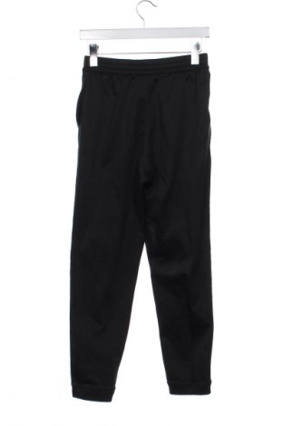 Dětské tepláky Nike, Velikost 14-15y/ 168-170 cm, Barva Černá, Cena  430,00 Kč