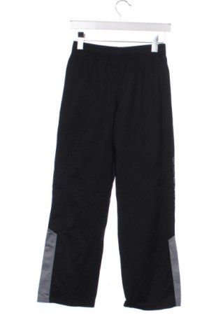 Детско спортно долнище Under Armour, Размер 11-12y/ 152-158 см, Цвят Черен, Цена 34,99 лв.