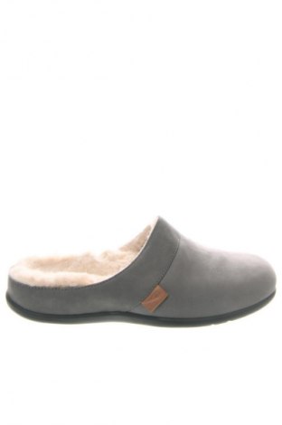 Pantofle Strive Footwear, Velikost 38, Barva Šedá, Cena  2 279,00 Kč