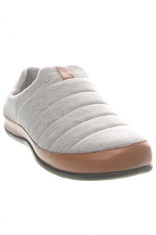 Pantofle Strive Footwear, Velikost 42, Barva Šedá, Cena  1 249,00 Kč