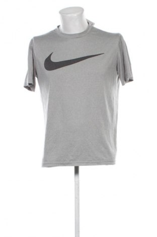 Мъжка тениска Nike, Размер L, Цвят Сив, Цена 27,99 лв.