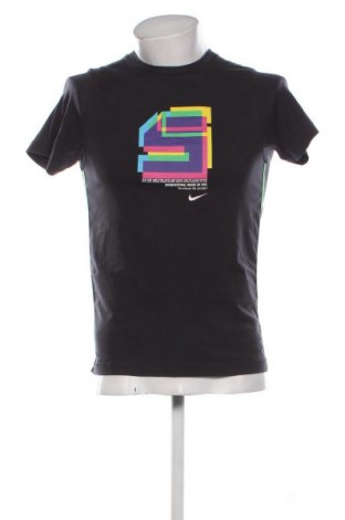 Ανδρικό t-shirt Nike, Μέγεθος S, Χρώμα Πολύχρωμο, Τιμή 23,53 €