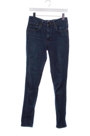 Мъжки дънки Levi's, Размер S, Цвят Син, Цена 75,99 лв.