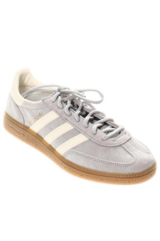 Încălțăminte bărbătească Adidas Originals, Mărime 40, Culoare Gri, Preț 554,99 Lei
