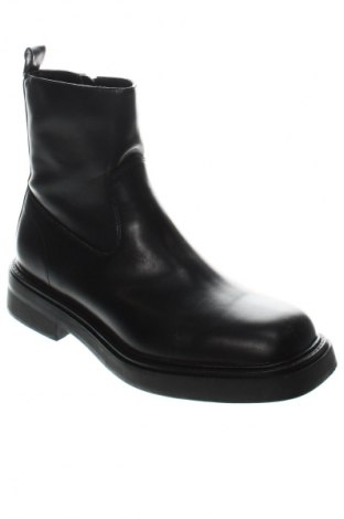 Încălțăminte bărbătească Pull&Bear, Mărime 45, Culoare Negru, Preț 260,99 Lei