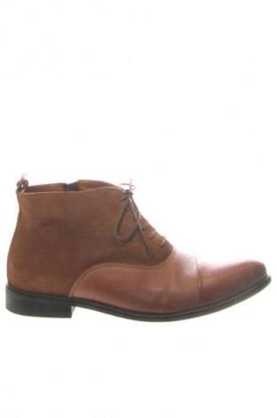 Férfi cipők
 Unbranded, Méret 40, Szín Barna, Ár 8 979 Ft