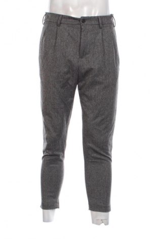 Pantaloni de bărbați Zara Man, Mărime M, Culoare Gri, Preț 105,87 Lei