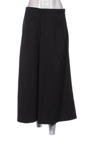 Sukňa- nohavice  Armani Jeans, Veľkosť S, Farba Čierna, Cena  70,17 €