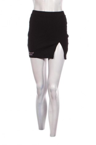 Fustă Bershka, Mărime S, Culoare Negru, Preț 51,45 Lei