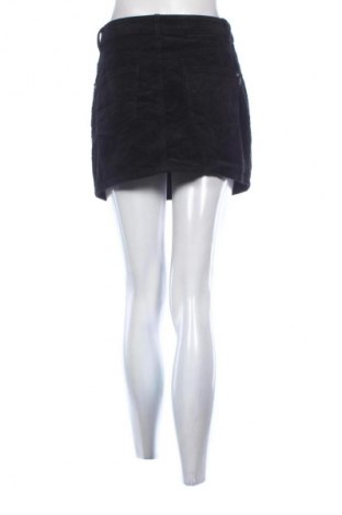 Rock Jennyfer, Größe S, Farbe Schwarz, Preis 9,72 €