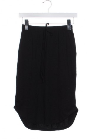 Fustă SHEIN, Mărime XS, Culoare Negru, Preț 51,45 Lei