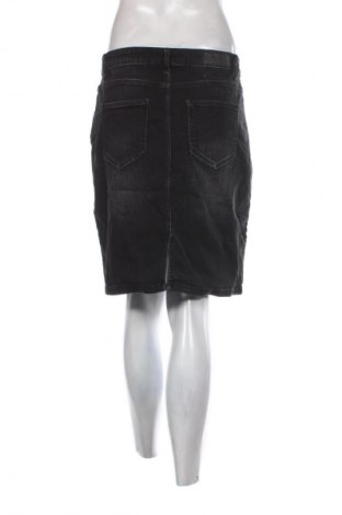 Rock VILA, Größe L, Farbe Schwarz, Preis 18,99 €