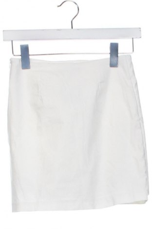 Fustă Zara, Mărime XS, Culoare Alb, Preț 111,32 Lei