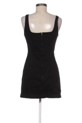 Kleid ASOS, Größe M, Farbe Schwarz, Preis 25,00 €