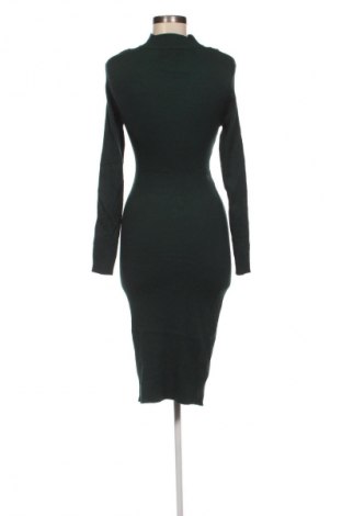 Kleid Almost Famous, Größe L, Farbe Grün, Preis 20,99 €