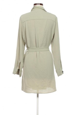 Kleid Amisu, Größe M, Farbe Grün, Preis 33,99 €