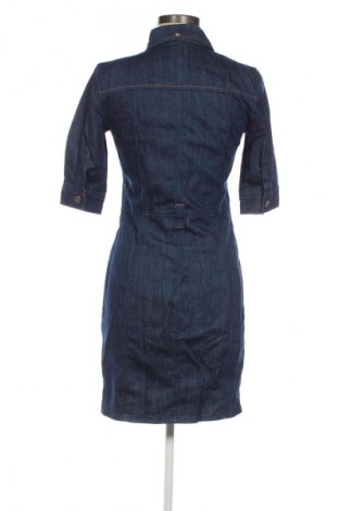 Kleid Armani Jeans, Größe M, Farbe Blau, Preis 208,47 €